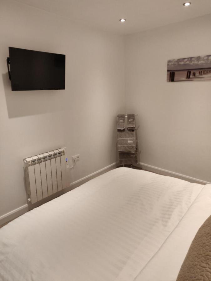 Dobbies Adults Only Boutique Apartment Saint-Marcel-sur-Aude Esterno foto