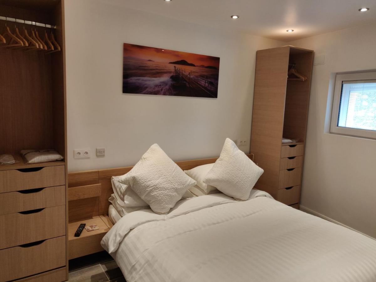 Dobbies Adults Only Boutique Apartment Saint-Marcel-sur-Aude Esterno foto